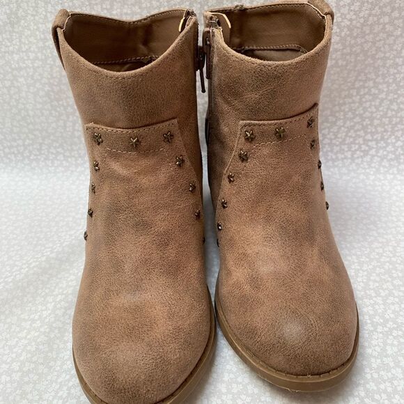 MIA KIDS Girls Kay Star Detailed Ankle Boots - Picture 7 of 8